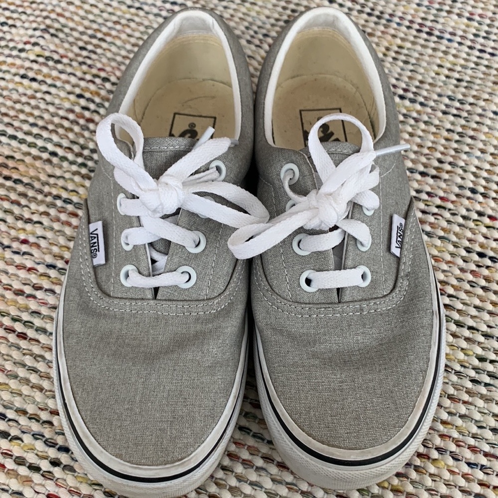 Vans - Picture 4 of 4